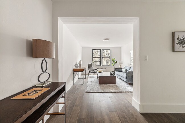 Photo - 2420 Morris Ave