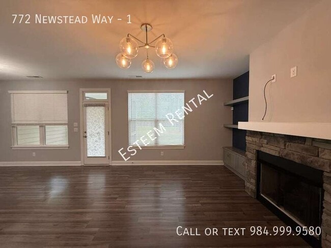 Photo - 772 Newstead Way