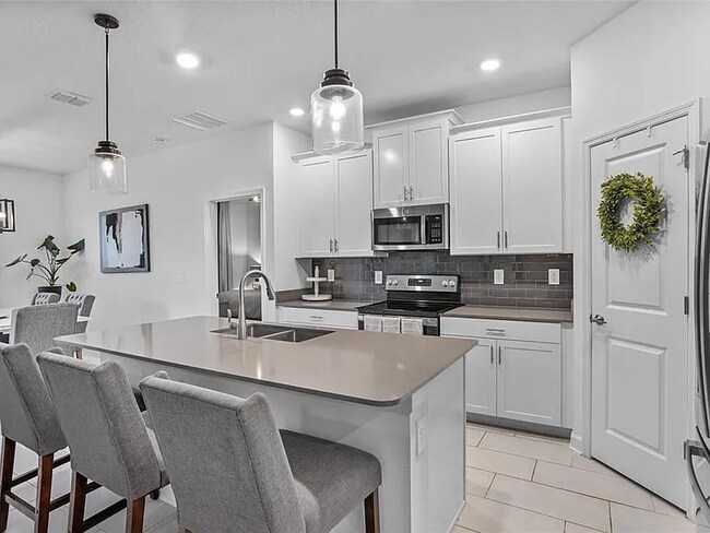 Photo - 11417 Rhyme Ave