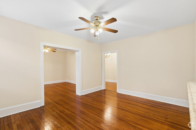 2BR, 1BA - 1,330SF - Dining Room