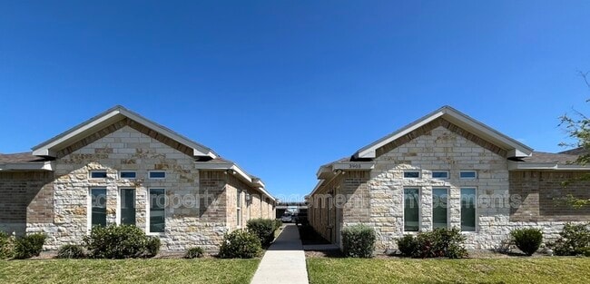 Building Photo - 3905 Hawthorne Ave Unit #2 Rental