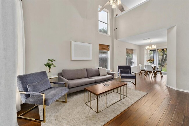 Photo - 9325 Linkmeadow Dr