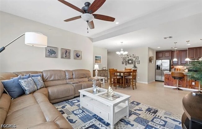 Building Photo - 8500 Violeta St Unit 102