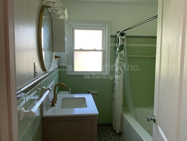 Photo - 104 Camellia Dr