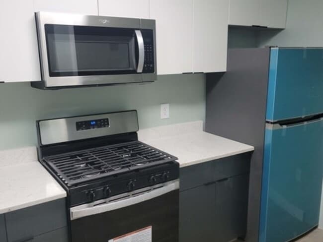 Photo - 190 Dwight St