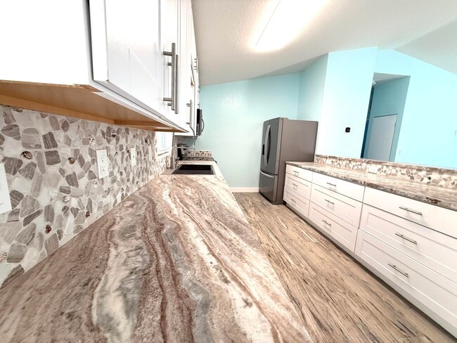 Building Photo - 15859 68th Ct N