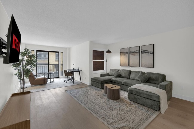 Photo - 626 Adelaide St W Unité SI ID1403776P