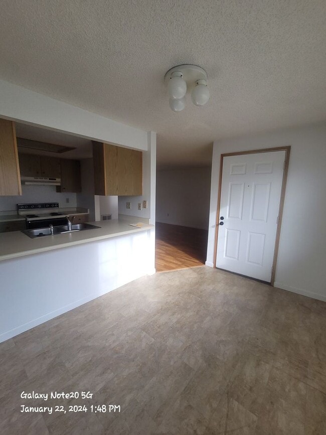 Photo - 2101 Poplar Dr Unidad 2101 Poplar  66