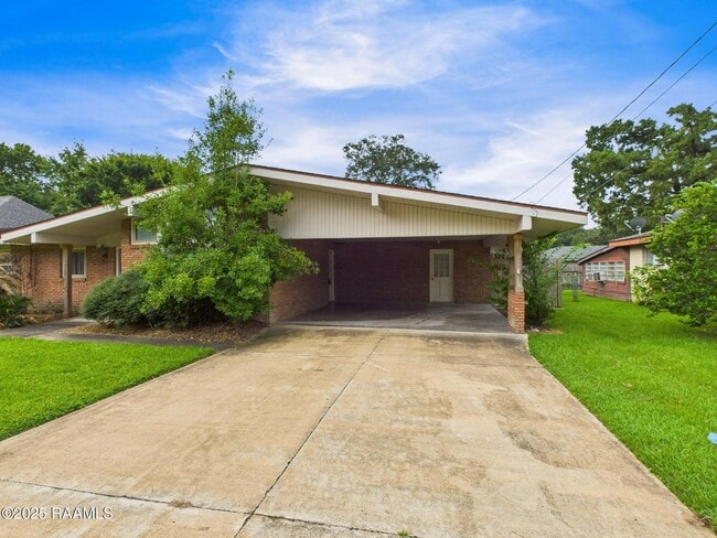 Photo - 406 Indian Mound Rd