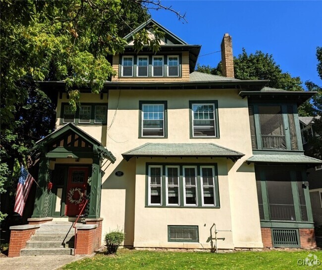 Building Photo - 141 Beverly Rd Rental