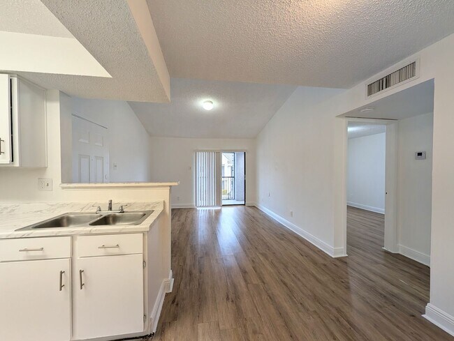 Photo - Bright 1BR/1BA Condo – Convenient Kendall Location