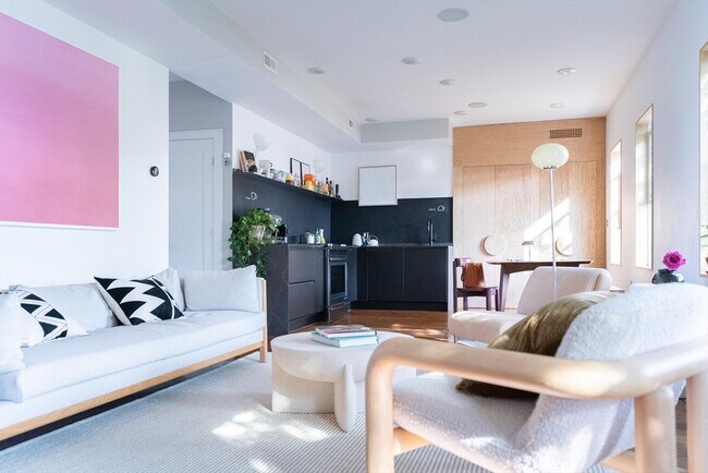 Building Photo - 8 Anthony J Grieco Ter Unit 3