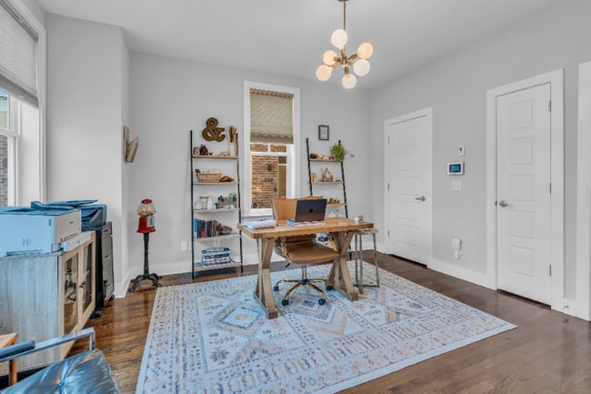 Photo - 211 Porter Village Cir