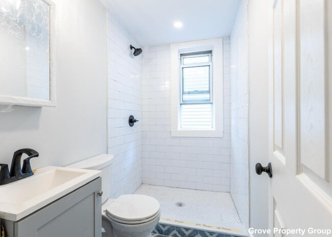 Photo - 4 bedroom in Boston MA 02127 Unit 2