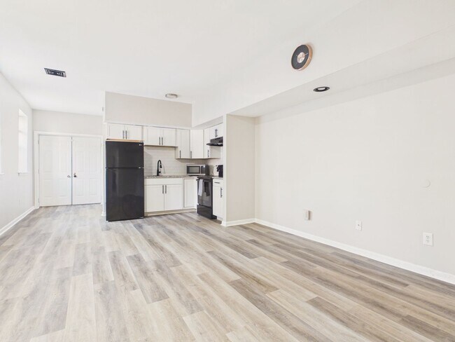 Photo - 1005 N 3rd St Unidad 1R