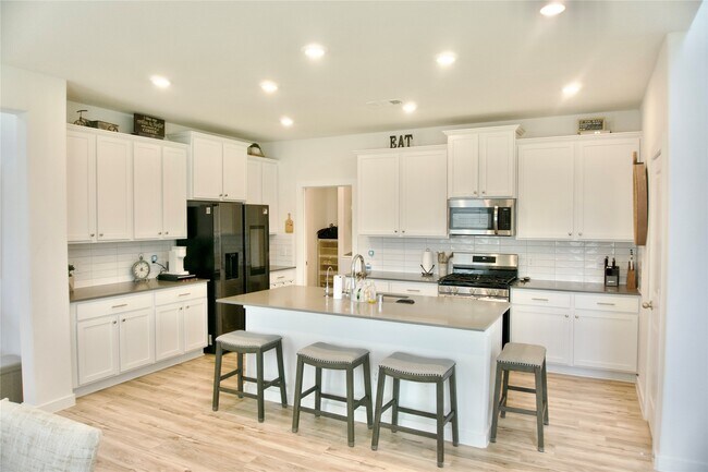 Photo - 31106 Aumbrey Ivy Ct