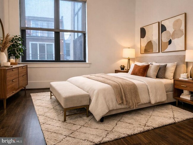 Photo - 2328 Champlain St NW Unit 409