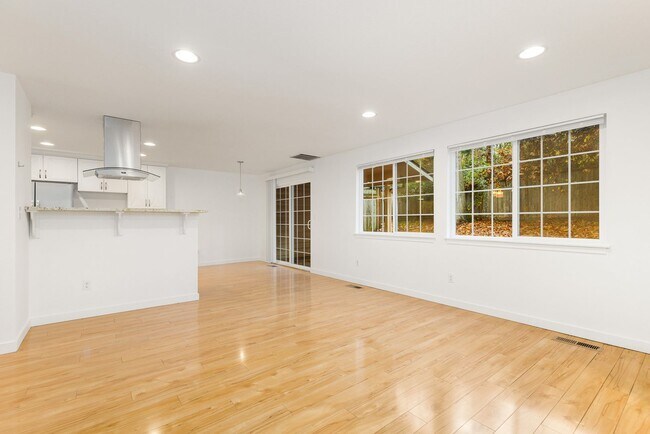 Photo - PM-UT-GOL*813-MF Unit UT-GOL813