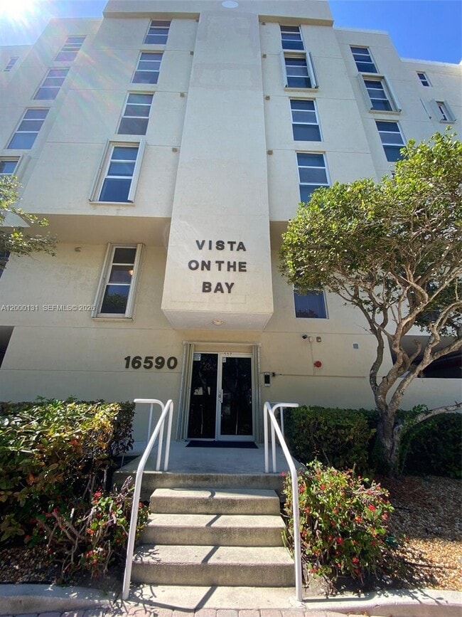 Photo - 16590 NE 26th Ave Unit 202