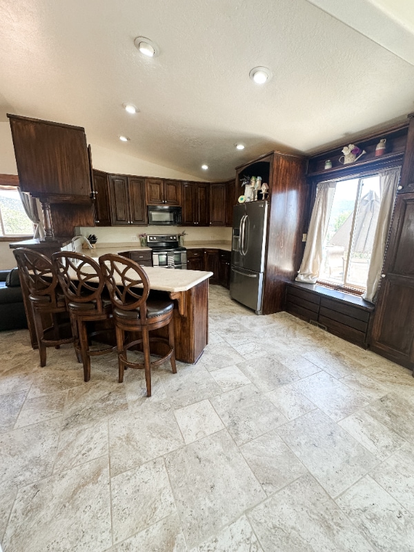 Building Photo - 462 E Pine View Dr Rental