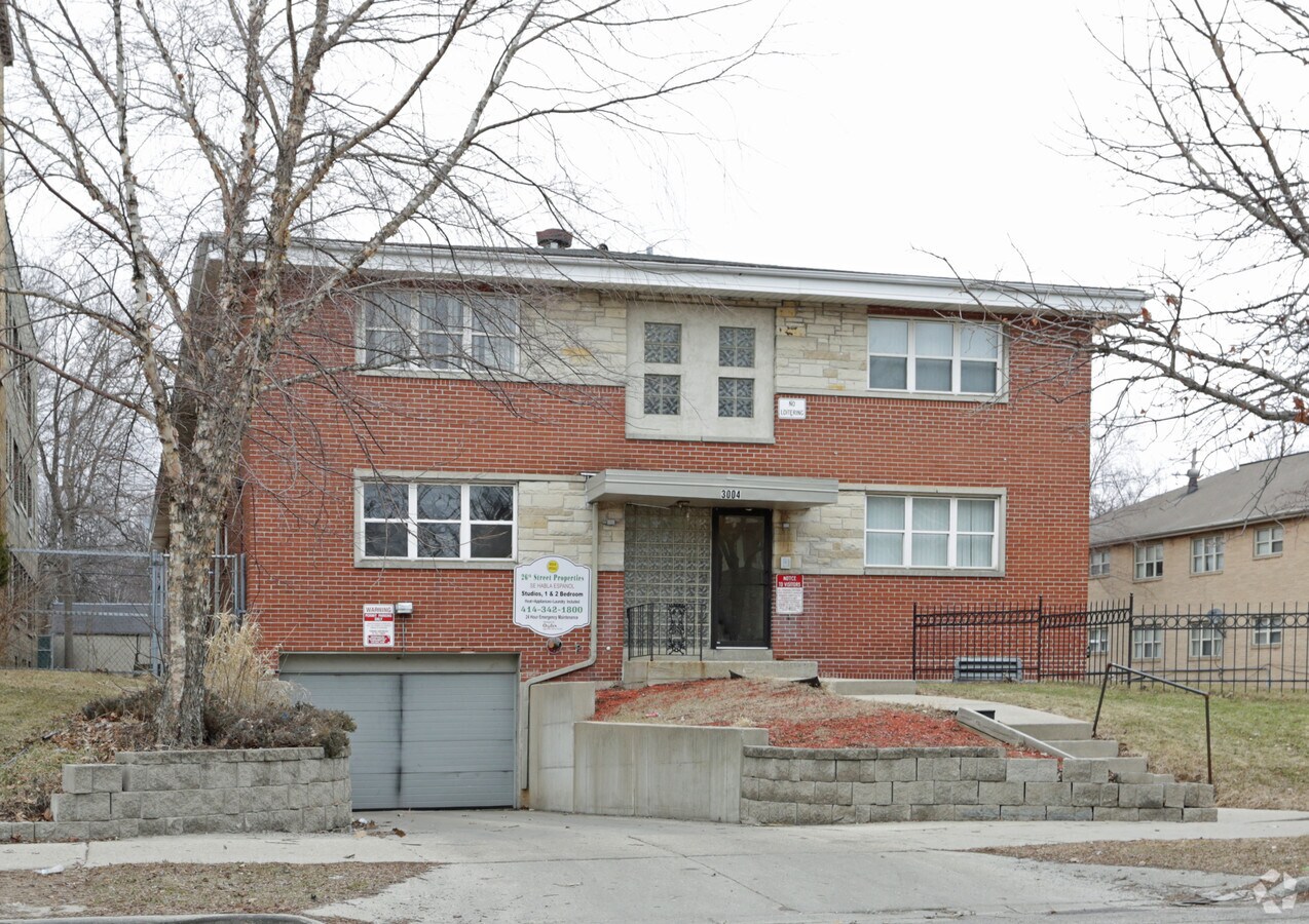 Photo - 3004 W Wells St