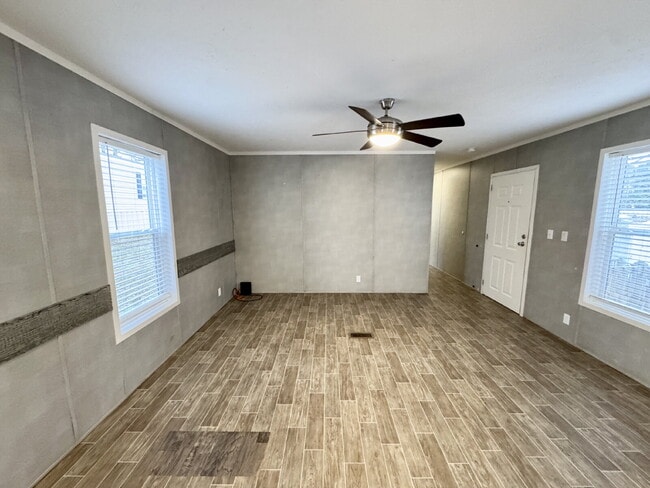 Photo - 3/2 in small Pendleton neighborhood Unidad 8