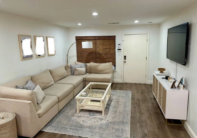 Living Area - 5818 E University Blvd Unit 218