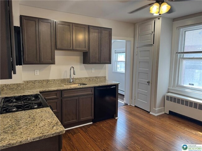Photo - 1320 Chelsea Ave