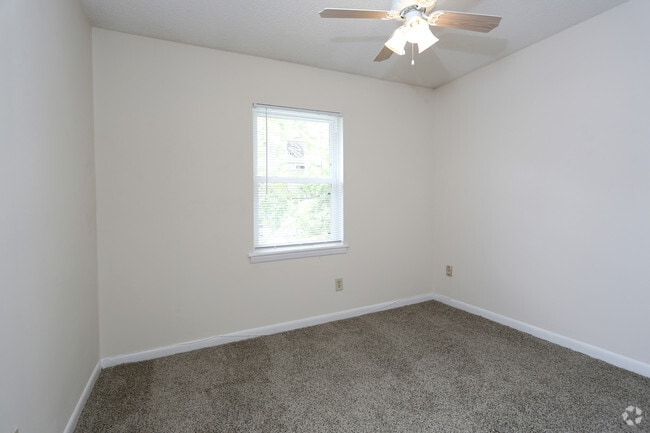 Woodlocke Apartments