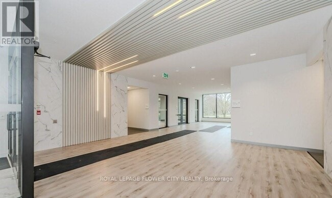 Photo - 103 Roger St Unit 108