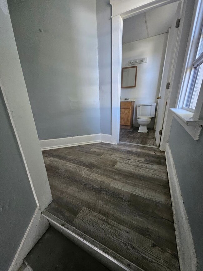 Photo - Upper 2 bedroom unit