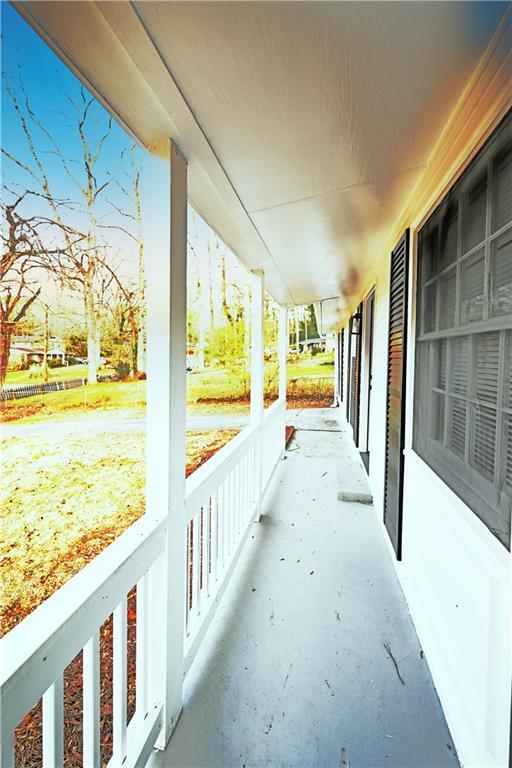 Photo - 88 Lucia Dr SE