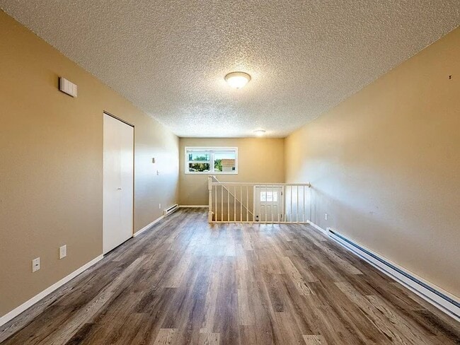 Photo - 4 bedroom rental in great neighborhood