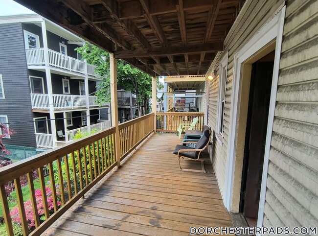 Photo - 19 Newport St Unit 2