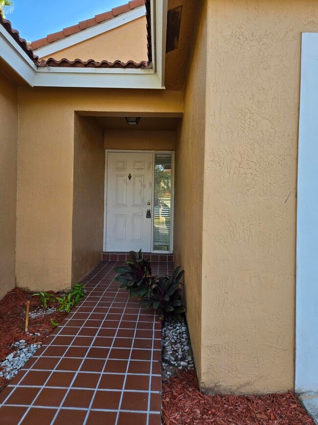 Photo - 16514 NW 3 St