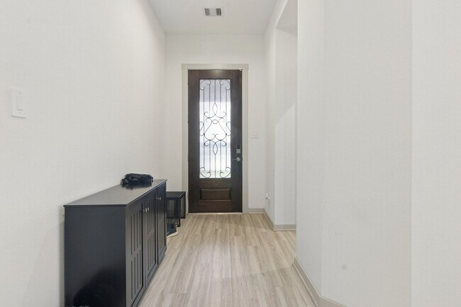 Photo - 28335 Halle Ray Dr