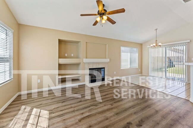 Photo - 8560 Harvest House Way