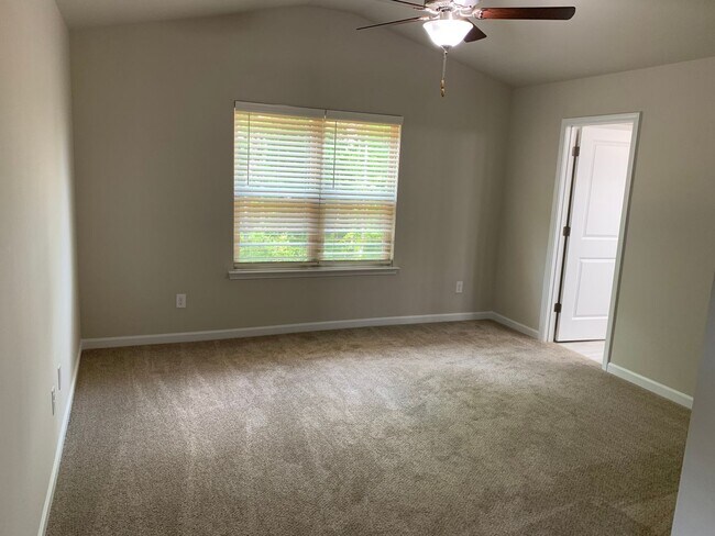 Photo - 7327 Neal Rd