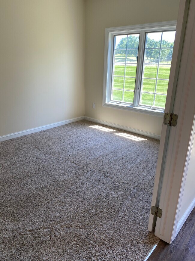 14100 Pinnacle Pointe Dr Condo Unit 105 Condo for Rent in Clive, IA