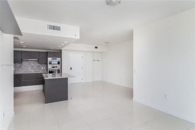 Photo - 7661 NW 107th Ave Unit 612