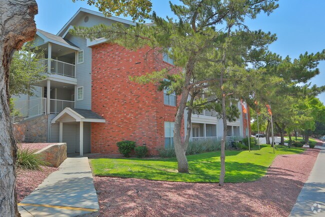 Shadow Ridge Apartment Homes For Rent in El Paso, TX