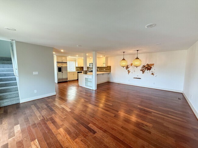 Photo - 3Bd/2.5Ba Seattle Townhouse