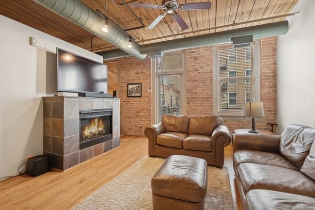 Photo - 420 S Clinton St Unit 614A