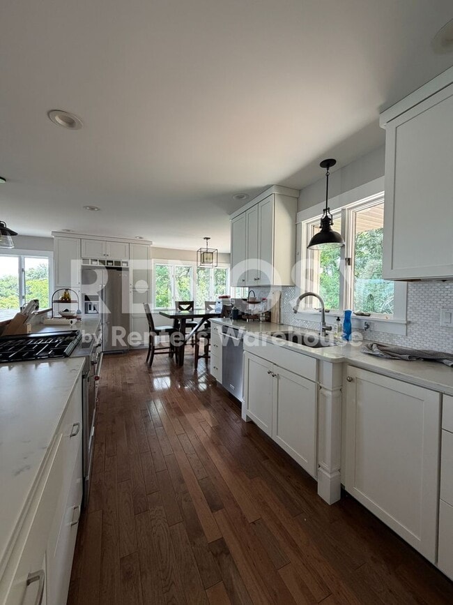 Photo - 1721 Rivercrest Rd N
