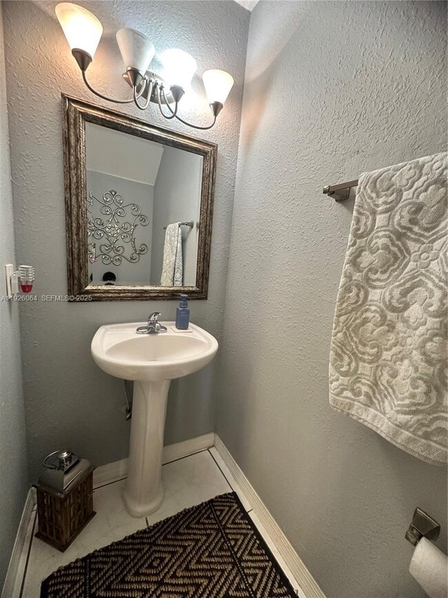 Photo - 3539 W 76th St Unit 6