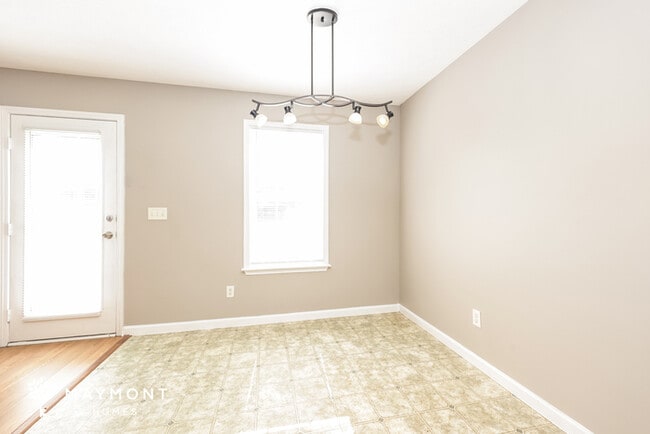Photo - 1009 Stonemark
