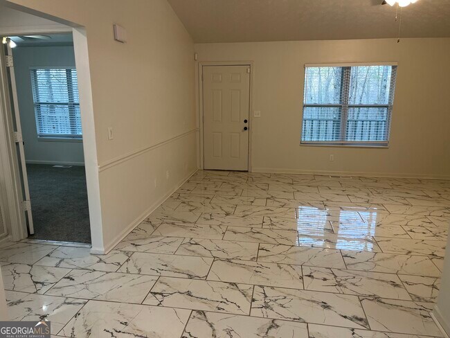 Photo - 507 Lakeshore Dr