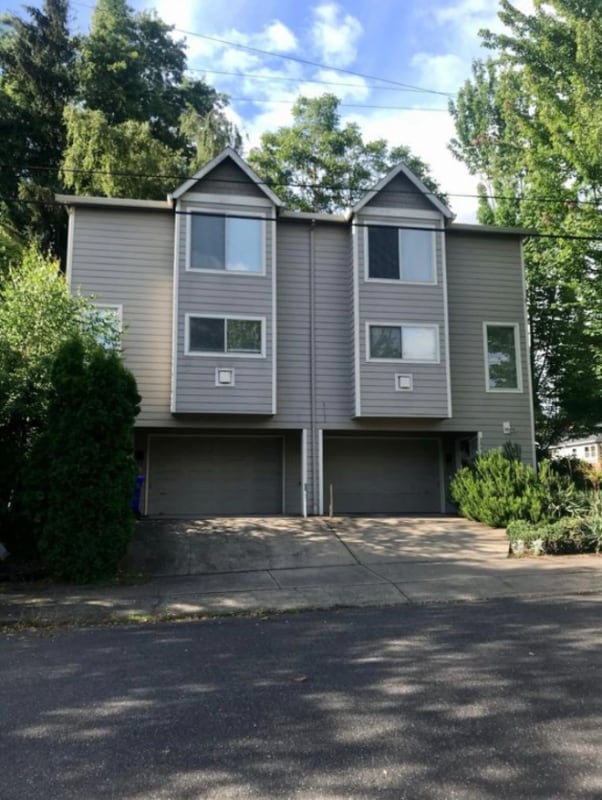 Building Photo - 3845 SE Mall St