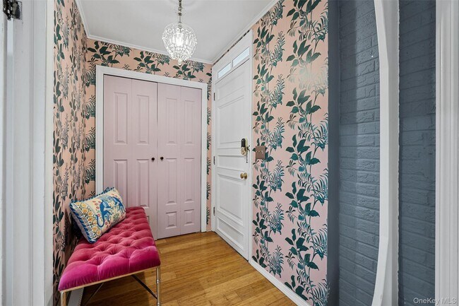 Photo - 1056 Beekman Rd