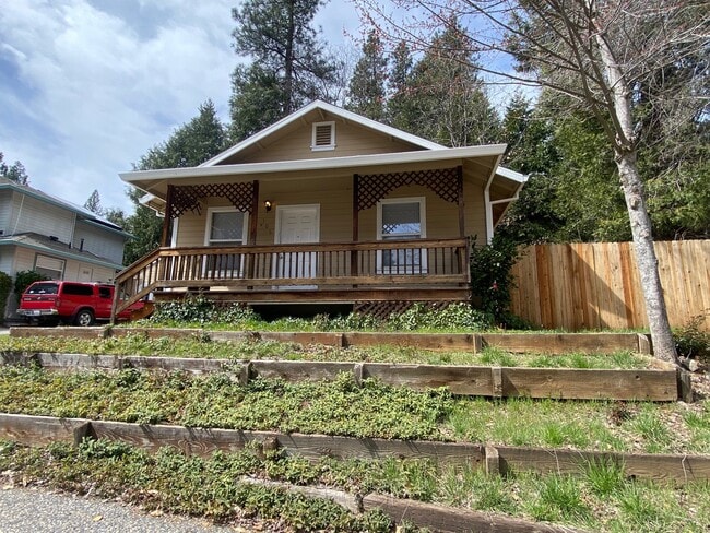 Photo - 106 Perseverance Mine Ct